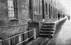 Priory-Road-Halton-where-the-flats-are-built-today-this-picture-dates-from-about-1921.